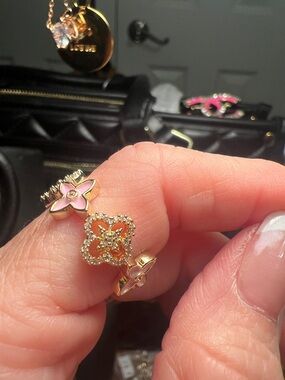 Gold Pink Flower Motif Women's Ring